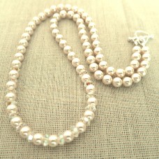 Eleganta baltas vai krēmkrāsas pērļu kaklarota ar Swarovski kristāliem AB 6mm Eleganta baltas vai krēmkrāsas pērļu kaklarota ar Swarovski kristāliem AB 6mm